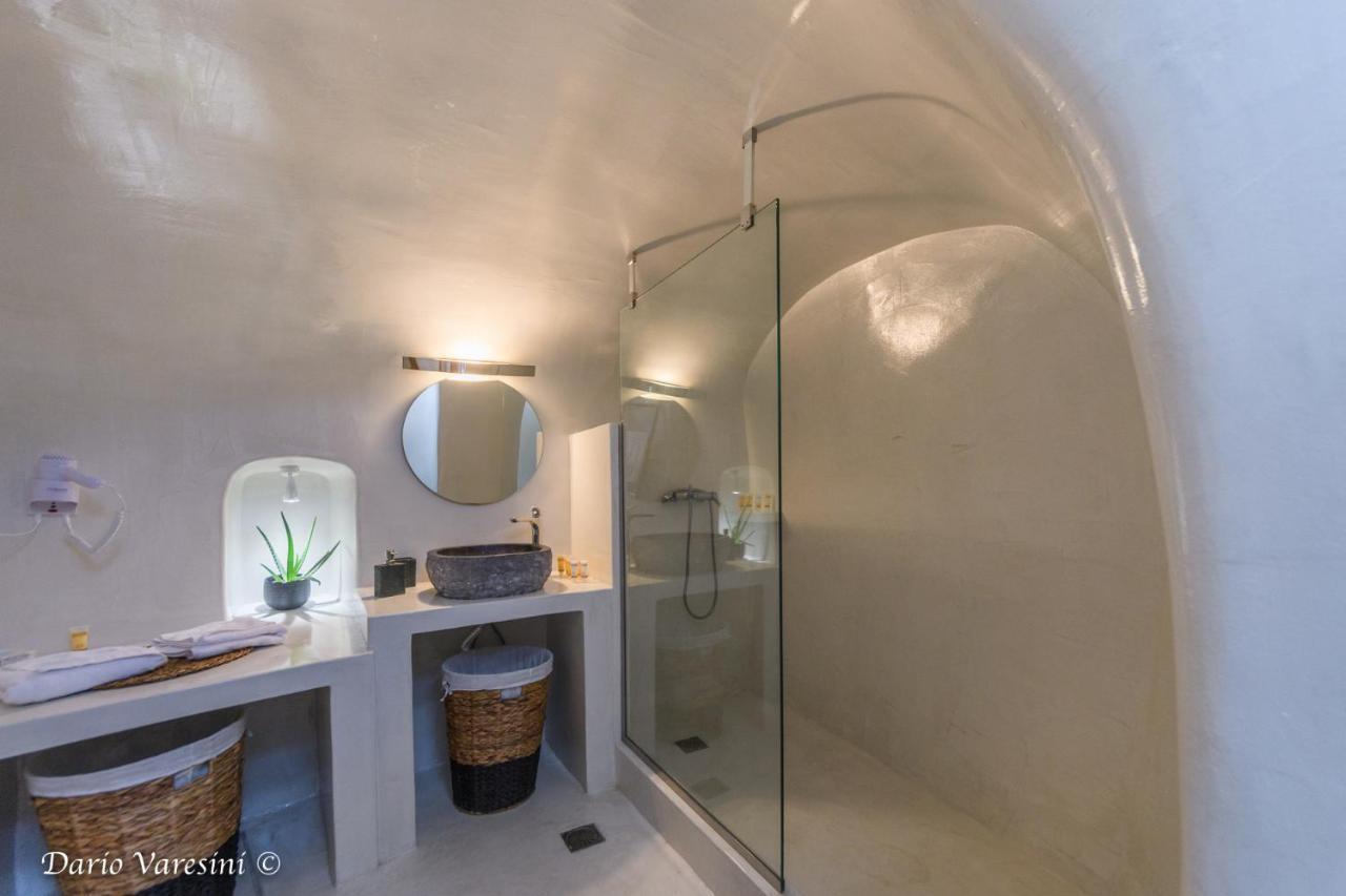 Santorinian Lava House Villa Pýrgos Esterno foto